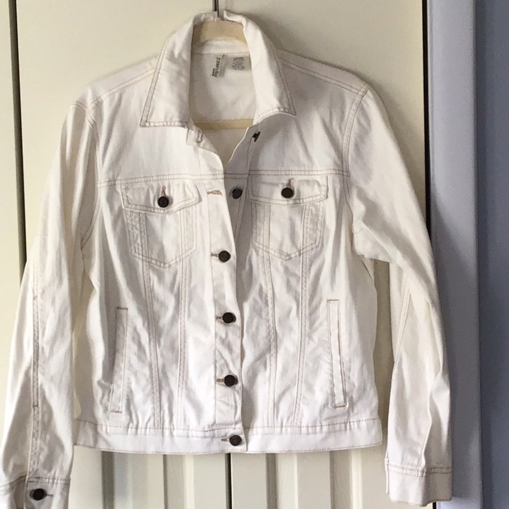 White St Johns Bay Denim Jacket Size Large